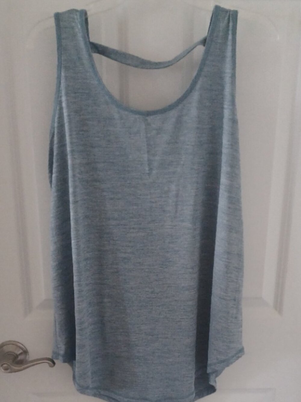PLUS LIVI Active Athletic Blue Scoop Neck Sporty Fashion Tank w/strap 14/16